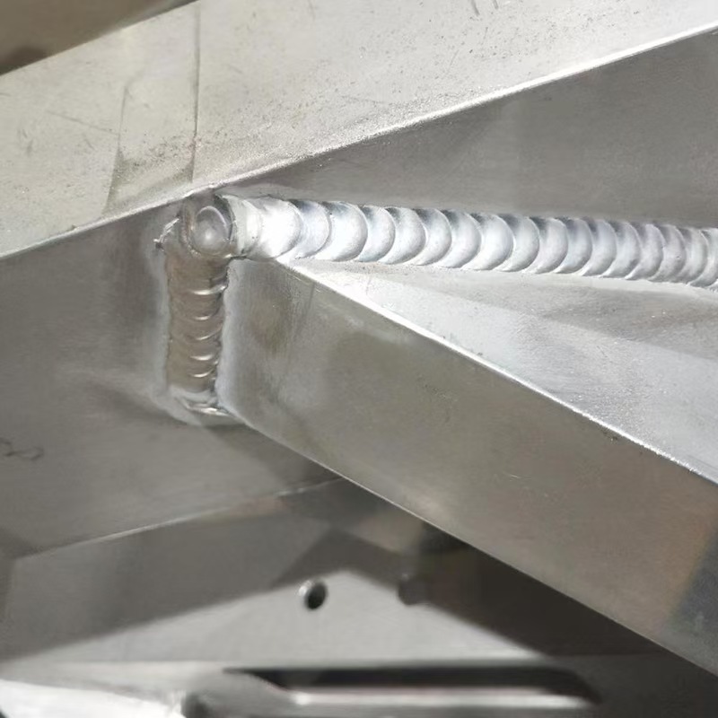 Distortion Controlled Welded Aluminum Frames Flatness Stress Relieved Base 4 Estruturas de Alumínio Soldado para base de controle de movimento e sistemas de invólucro de máquinas
