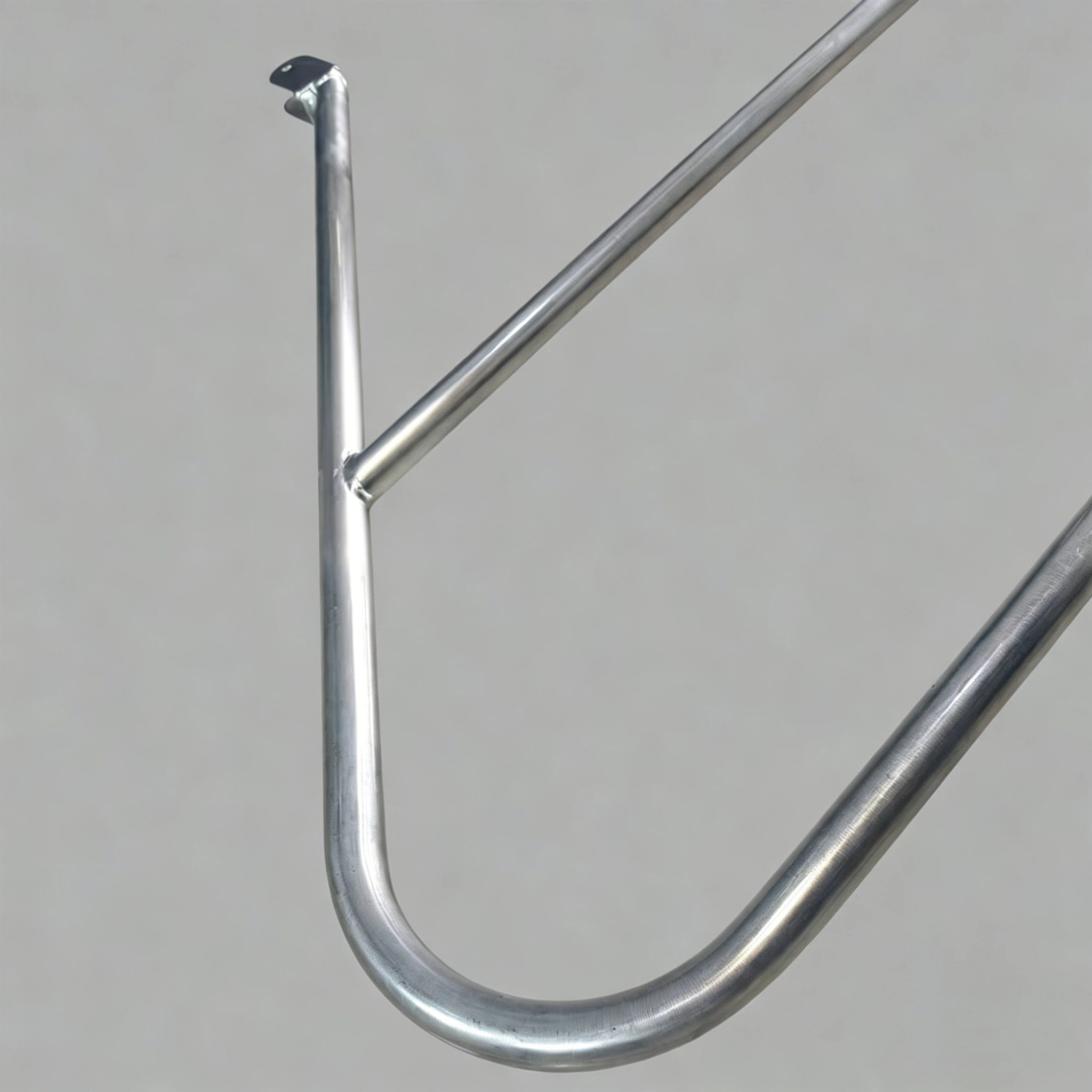 Edelstahlrohr-Biegeservices, hygienische Oberfläche, kein Abflachungsprozess 1 Edelstahl-Rohrbiegedienste mit hygienischer Oberfläche und oxidfreier Oberflächenqualität