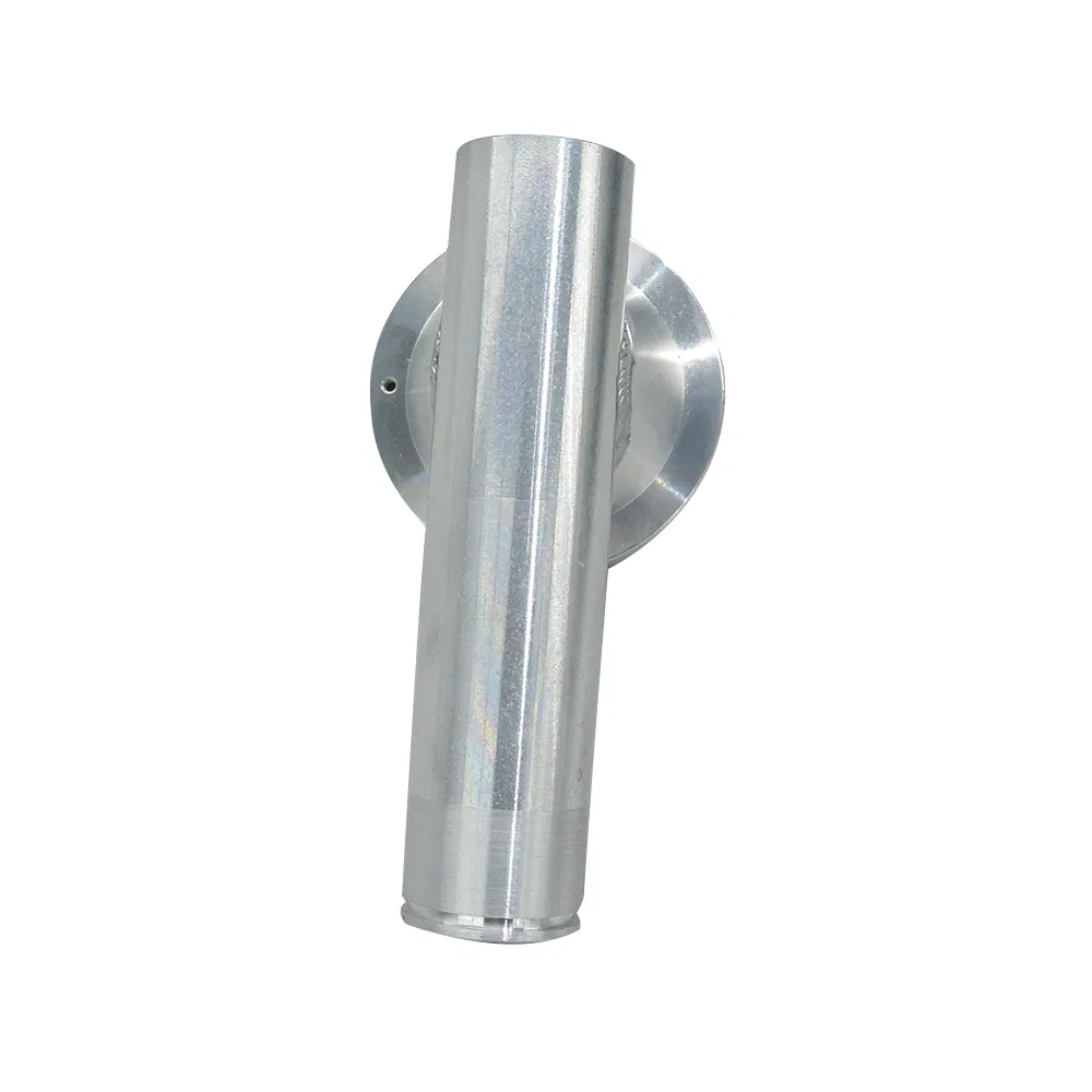Conector de Tubo TIG Soldado Mangas Usinadas de Alumínio Uso Pesado 2 Vista frontal do conector de tubo mostrando cabeça sextavada e abertura rosqueada para conexão de tubo