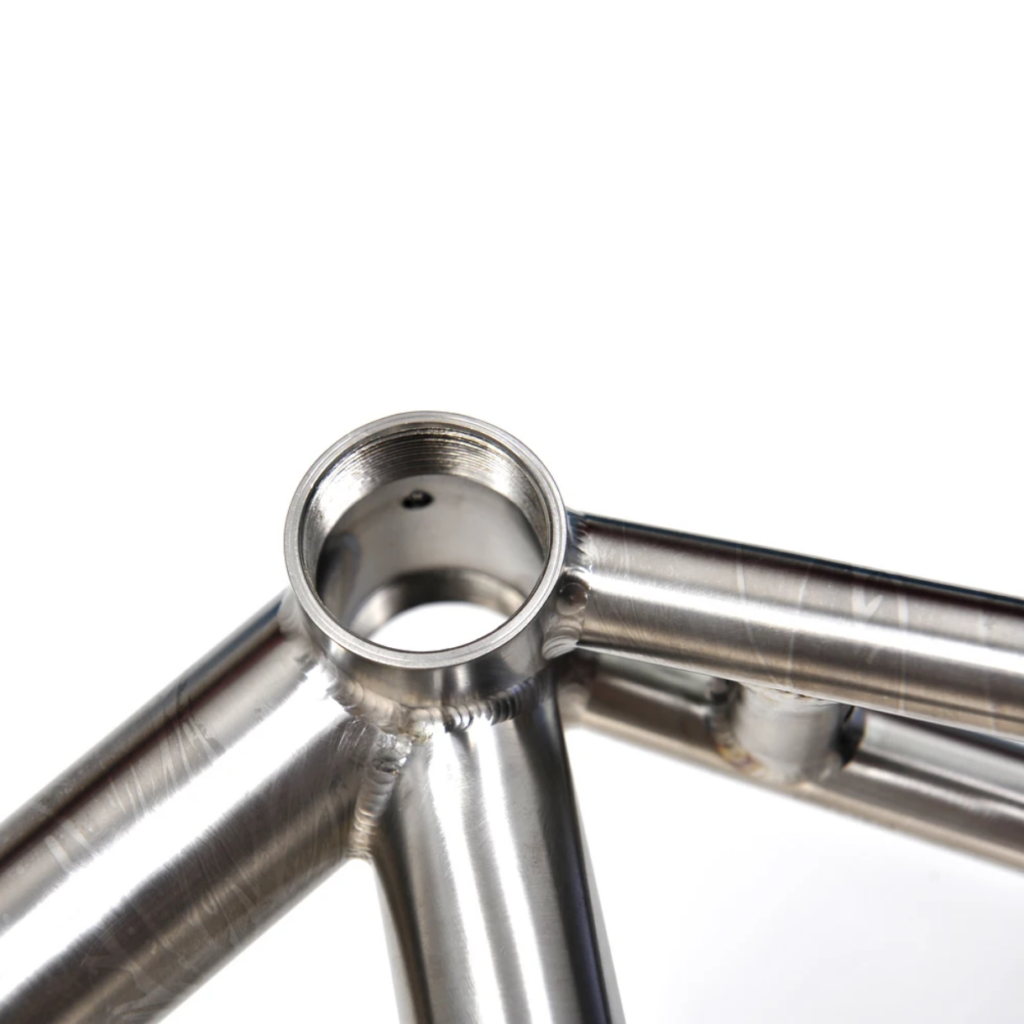 Precise TIG Welded Titanium Bike Frames Brushed Finish Lightweight Pro 3 High Strength Titanium Bike Frames for Professional Cycling
