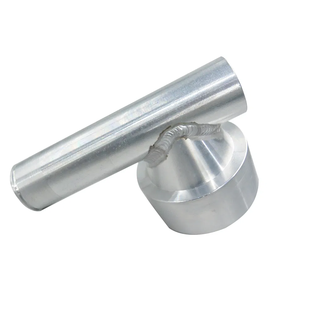 Conector de Tubo TIG Soldado Mangas Usinadas de Alumínio Uso Pesado 1 Perfil lateral do conector de tubo com porca de compressão e pegada serrilhada antiderrapante