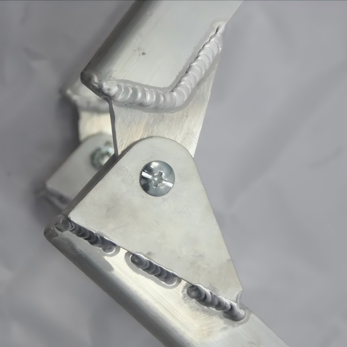 Extensor de portón trasero de aluminio 15 lb TIG Soldado Fácil Uso con una mano 4 Extensor de compuerta trasera de aluminio con uniones soldadas TIG y estructura de tubo de aluminio reforzado que garantiza alta resistencia y durabilidad