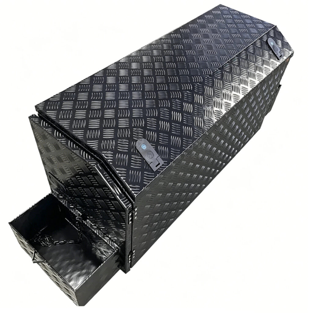 Cajas de aluminio: ¿Para qué se utilizan en aplicaciones industriales confiables? 4 Cajas de aluminio de precisión con estructuras de gabinete de aluminio soldadas para fabricantes de equipos OEM, sistemas de automatización
